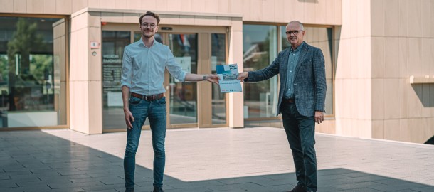 Reinier Cornet en Rines de Graaff met coalitieakkoord